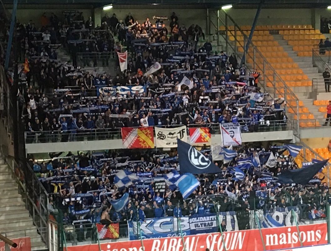 RaCingScope's tweet photo. POINT MATINAL SUR LA BILLETTERIE #ESTACRCSA

TRIBUNE SEINE B : COMPLÈTE
TRIBUNE SEINE C : COMPLÈTE
TRIBUNE SEINE D : Vide.

Notre mobilisation est folle, pour qu'elle soit encore plus massive et qu'on remplisse cette tribune il faut maintenant s'attaquer à Facebook. ⤵️⤵️ https://t.co/xGQK05rRss