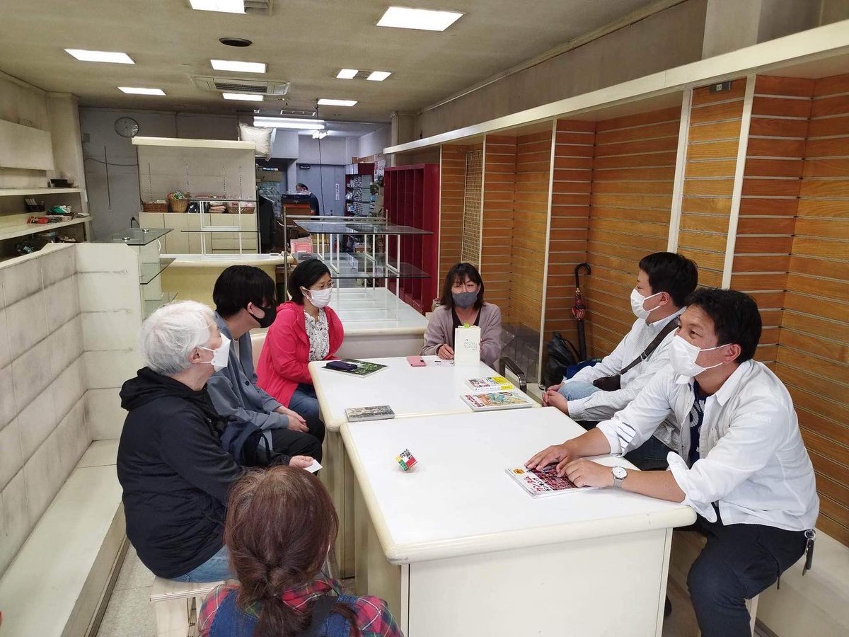 iwatsuki_reborn's tweet photo. ChaTora プチマルシェVol.14が開催されました!
多くの出店やウクレレユニットによるライブで盛り上がりました!
CCCやお試し図書部も開催することができ、今後の展開に期待です!
詳しくはこちら↓
https://t.co/MfJ3gU6LaG
#岩槻家守舎
#ChaTora
#nookpark
#部活商店
#ito https://t.co/MLbbDqrVNB