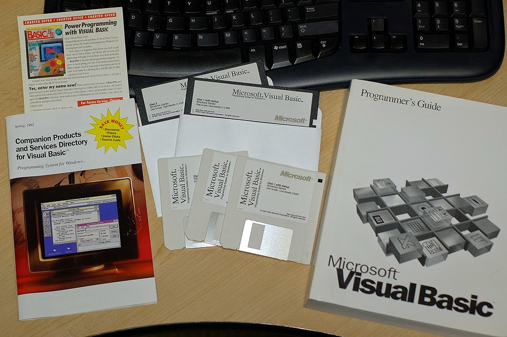 📷Tal dia com avui...                

20 de maig de 1991🖥️Microsoft allibera el seu llenguatge de programació 'Visual Basic 1.0' desenvolupat per Alan Cooper.

Aquest llenguatge utilitza per a la seva sintaxi el llenguatge BASIC però amb afegits importants.

 #EfemèrideDigital