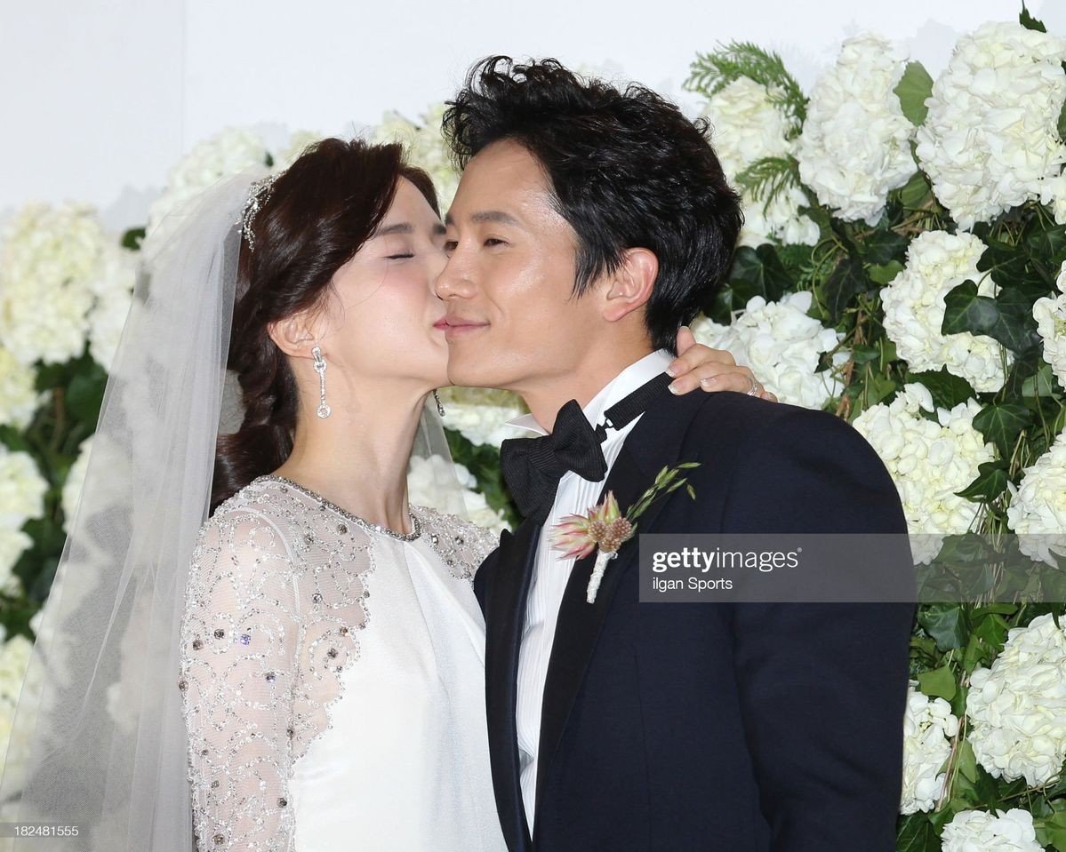 SevdanGozyas's tweet photo. #JISUNG #LeeBoYoung beautiful couple 💗🌸💗 https://t.co/FZIdEVX5fE