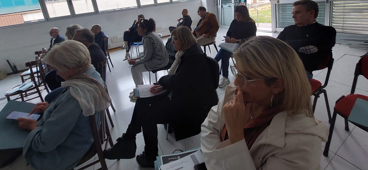 DSantini74's tweet photo. Ieri in #AvisJesi coordAST @CislSenigallia #JesiFabriano su economia vallesina.Con Responsabile #GiovaneLLi.Per Fai Marche #SRBarba e #SGSantini.Per @cislmarche @Saurross:"Gestiamo i grandi gruppi con dialogo ed intervento di Territorio ed Istituzioni".@fai_cisl @CislNazionale https://t.co/Xf4ZflxgF4