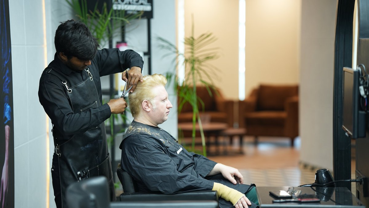 amazonmallpk's tweet photo. Toni and Guy Essensuals
📍 Location: 5th Floor, Amazon Outlet Mall, GT Road
#amazonoutletmall #imarat #amazonmall #toniandguy #toniandguypk #toniandguyessensuals #toniandguyacademy #hairstyle #Pedicure #manicure #rawalpindi #islamabad https://t.co/temnZgWHMu