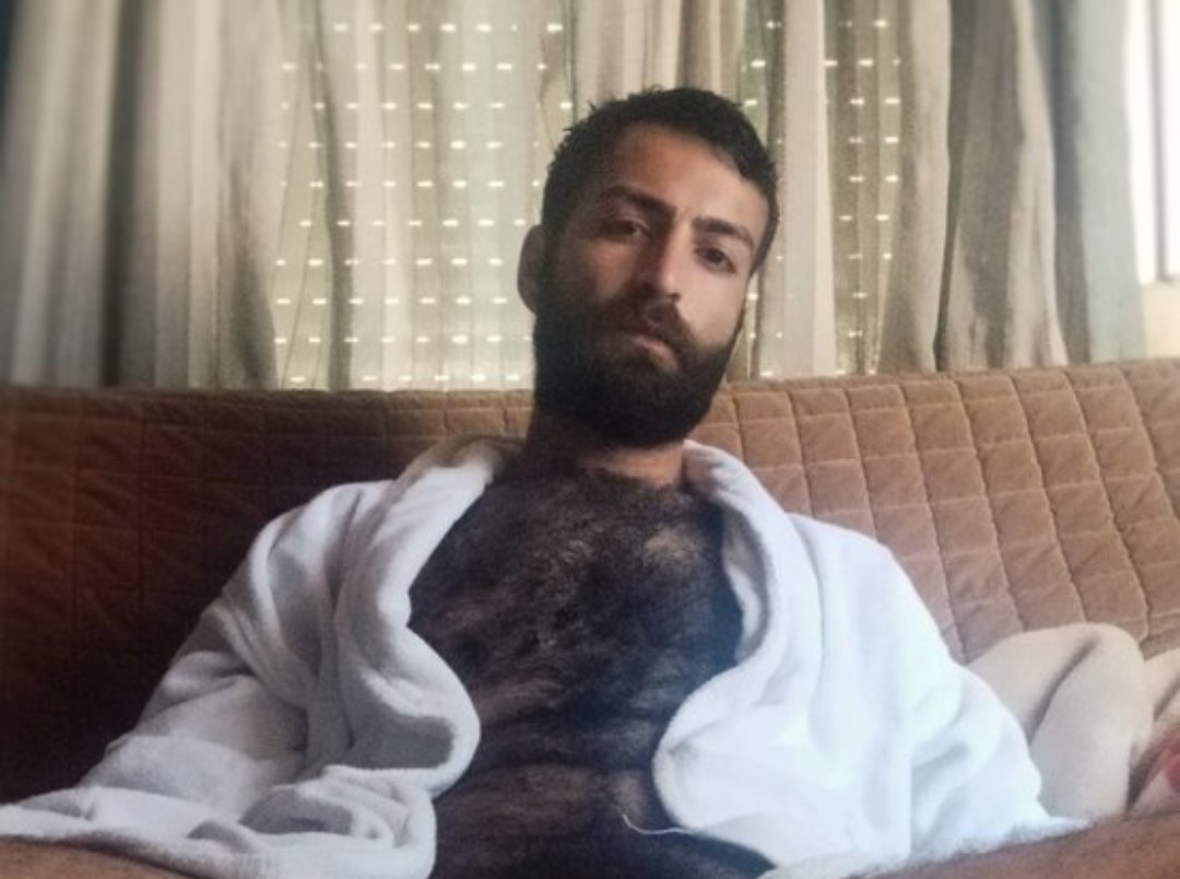 hairymenaddict على X: #hairymenaddict #hairy #hotmen #hairyboys #hairymen  #hairychest #beard #bear #peludo t.coWhcAlCtNIJ  X