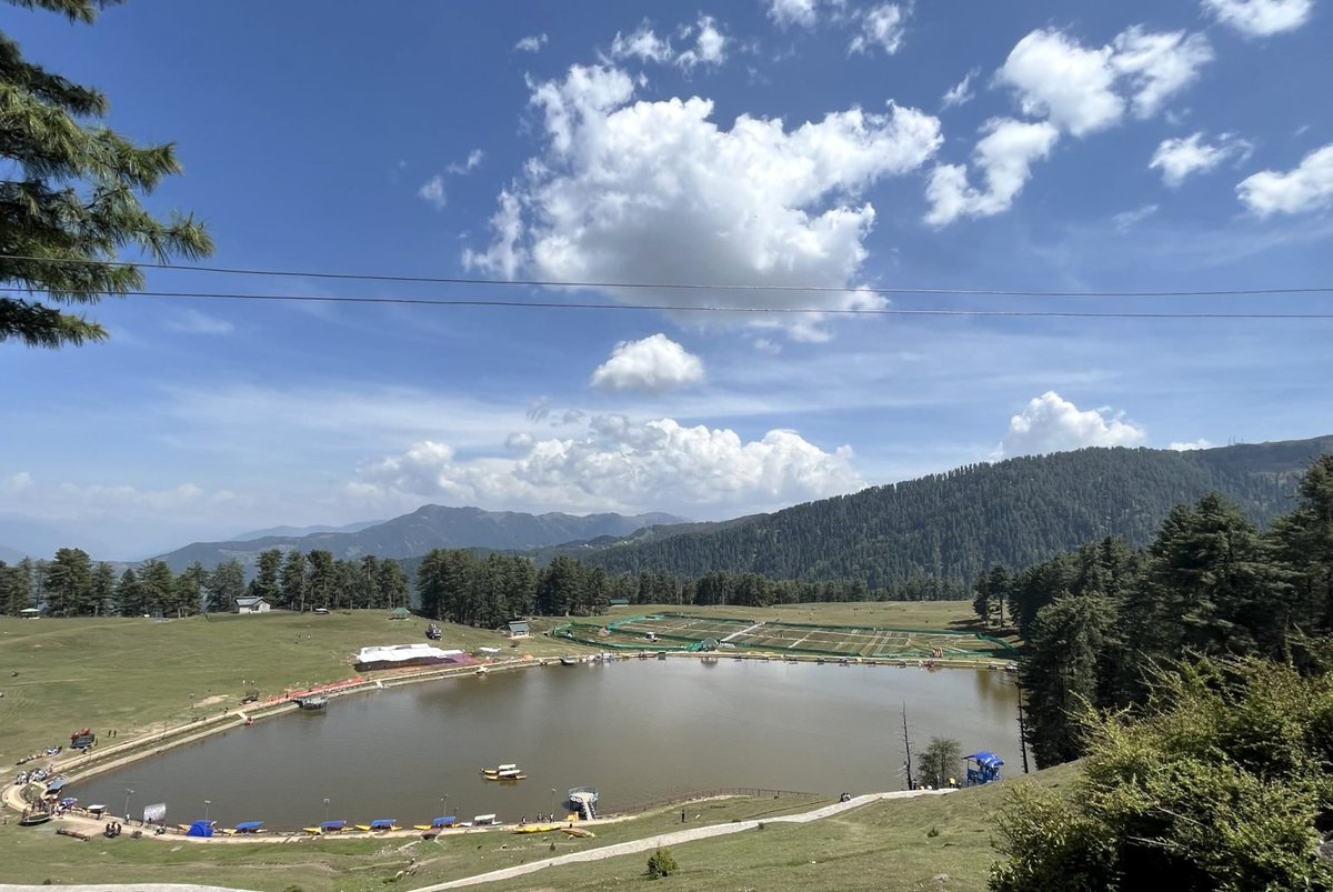 Amid the forecast for mainly dry weather with the possibility of rain and thundershowers at isolated places, night temperature recorded a rise but continued to hover below normal at most places in #JammuAndKashmir today.