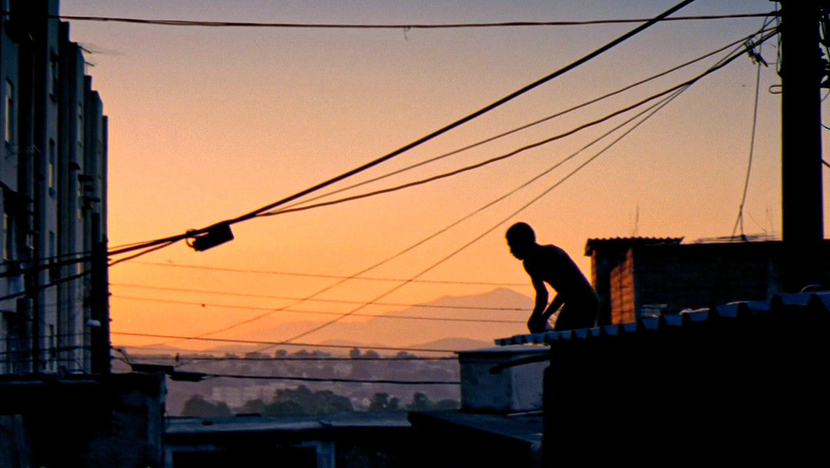 teddyboy2703's tweet photo. 📽️ City of God (2002) https://t.co/B3I8B59aqX