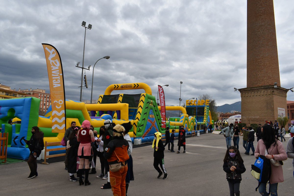 activasur's tweet photo. Con nuestros más de 60 hinchables diferentes, ¡las combinaciones son infinitas! Desde los más pequeños con nuestros hinchables de salto y rampa hasta adultos con los hinchables de gran tamaño o los mecánicos como el toro.
¡Conócelos todos en nuestro dossier!

#activasur  #dossier https://t.co/OIWYb2acn4