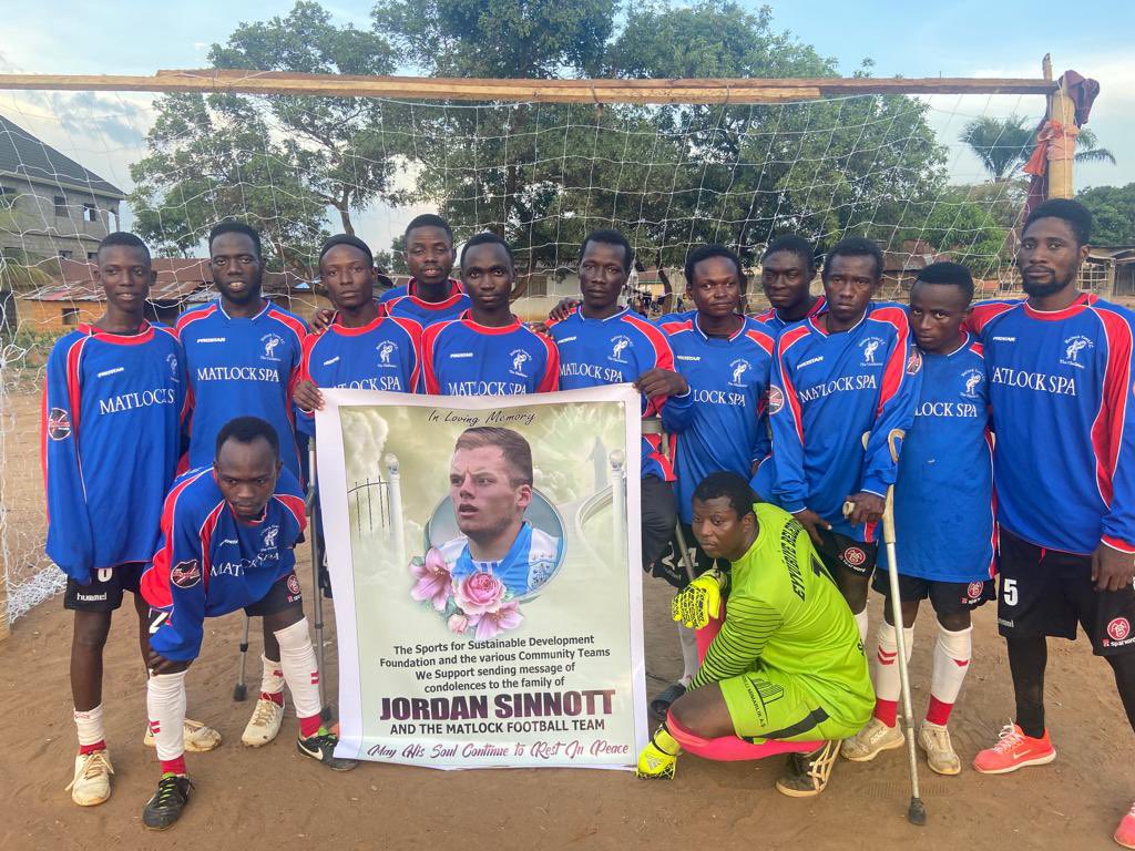 KitAid's tweet photo. A lovely tribute to Jordan Sinnott from these two teams in Sierra Leone.
They read about Jordan and his link to @Matlock_TownFC and wanted to pay their respect.
@JSFTrust @mdrcrooks @MatMerc https://t.co/MWJPaVFxhj