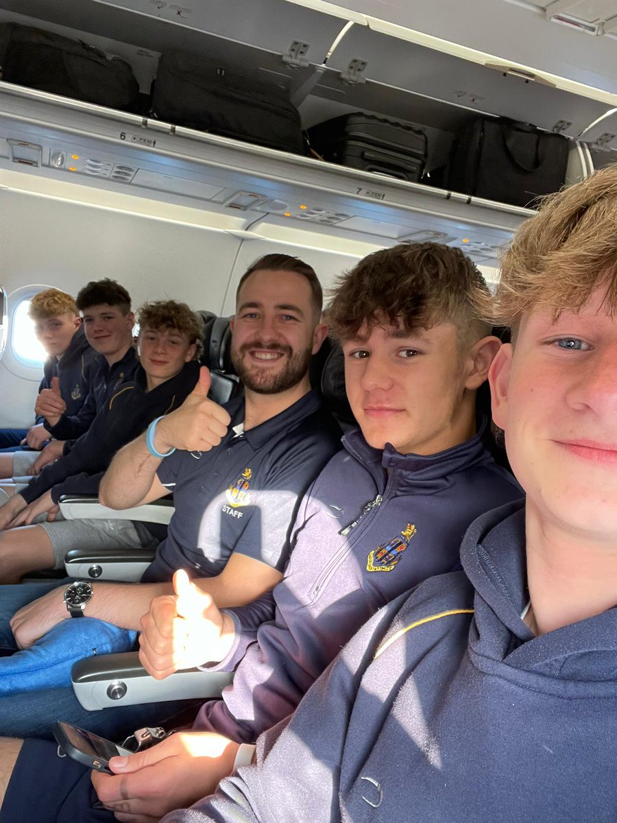 strathpipeband's tweet photo. An early start, but smiles all round as our 4th form Pipe Band head to the Barbados Celtic Festival! ๐ด๓ ง๓ ข๓ ณ๓ ฃ๓ ด๓ ฟ-๐ด๓ ง๓ ข๓ ฅ๓ ฎ๓ ง๓ ฟ-๐ง๐ง#barbados #schooltour #strathpipeband @StrathallanSchl https://t.co/PlDrVGNbjO