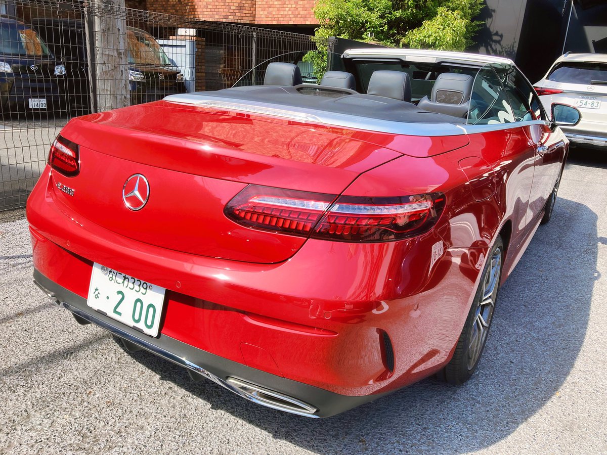 moto20520's tweet photo. 【Mercedes-Benz E-class cabriolet】
これからの時期にはE-class cabrioletでのドライブが最適だと思う( ´罒`*)✧
 #メルセデスミー  #メルセデスベンツ  #Eclasscabriolet https://t.co/MxwSDY4XwQ