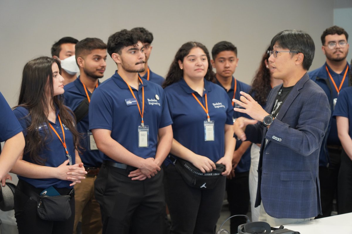paoyc's tweet photo. Welcome #Berkeley GLOBE program to visit #HTC today. Great to meet with young talents and get many new angle questions.

#Viverse #ViveArts #ViveOriginals #ViveXRElite #HTCVive https://t.co/uzm0402ceE