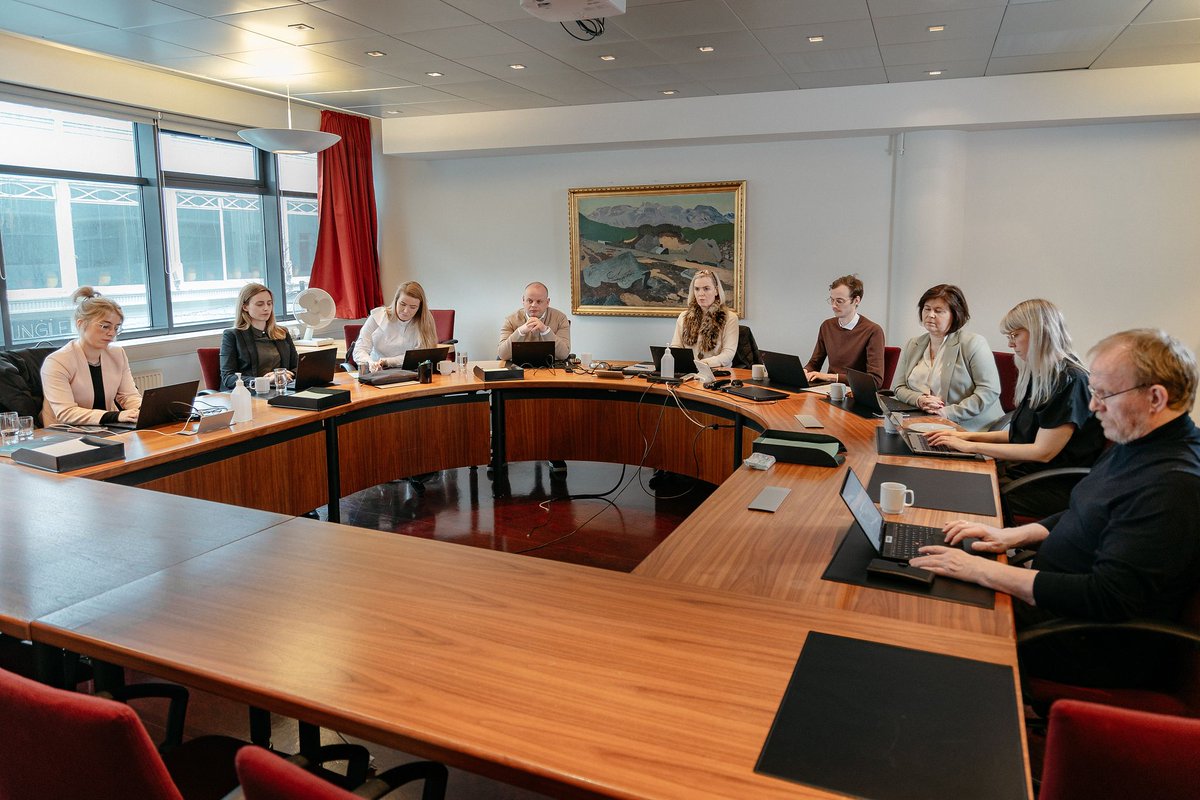 Althingi's tweet photo. Nefndadagar verða á Alþingi miðvikudaginn 17. maí og mánudaginn 22. maí.
https://t.co/NvjnUPMDkb
#althingi
#nefndir
#nefndadagur https://t.co/eAodLomYYx
