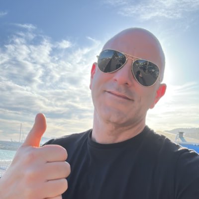 eserrecchia's tweet photo. #NuovaFotoProfilo https://t.co/4Lg4QskEuy
