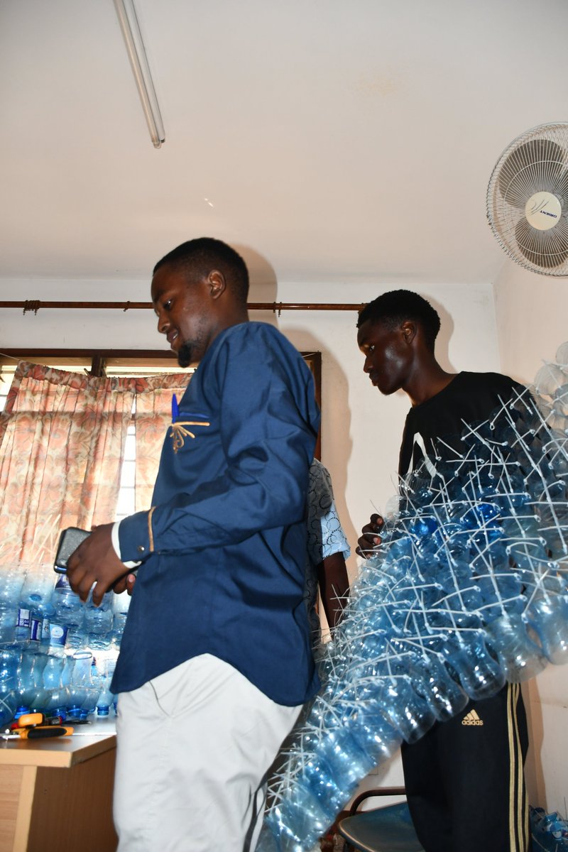 heri__kenya's tweet image. Today, we'd like to send a very big shout out to our CBO student members at the Mombasa Technical University (TUM) and applaud the role they played towards the #plasticplanet #seachange by Jean Shin project funded by @StanfordArts  
Good job everyone 👏