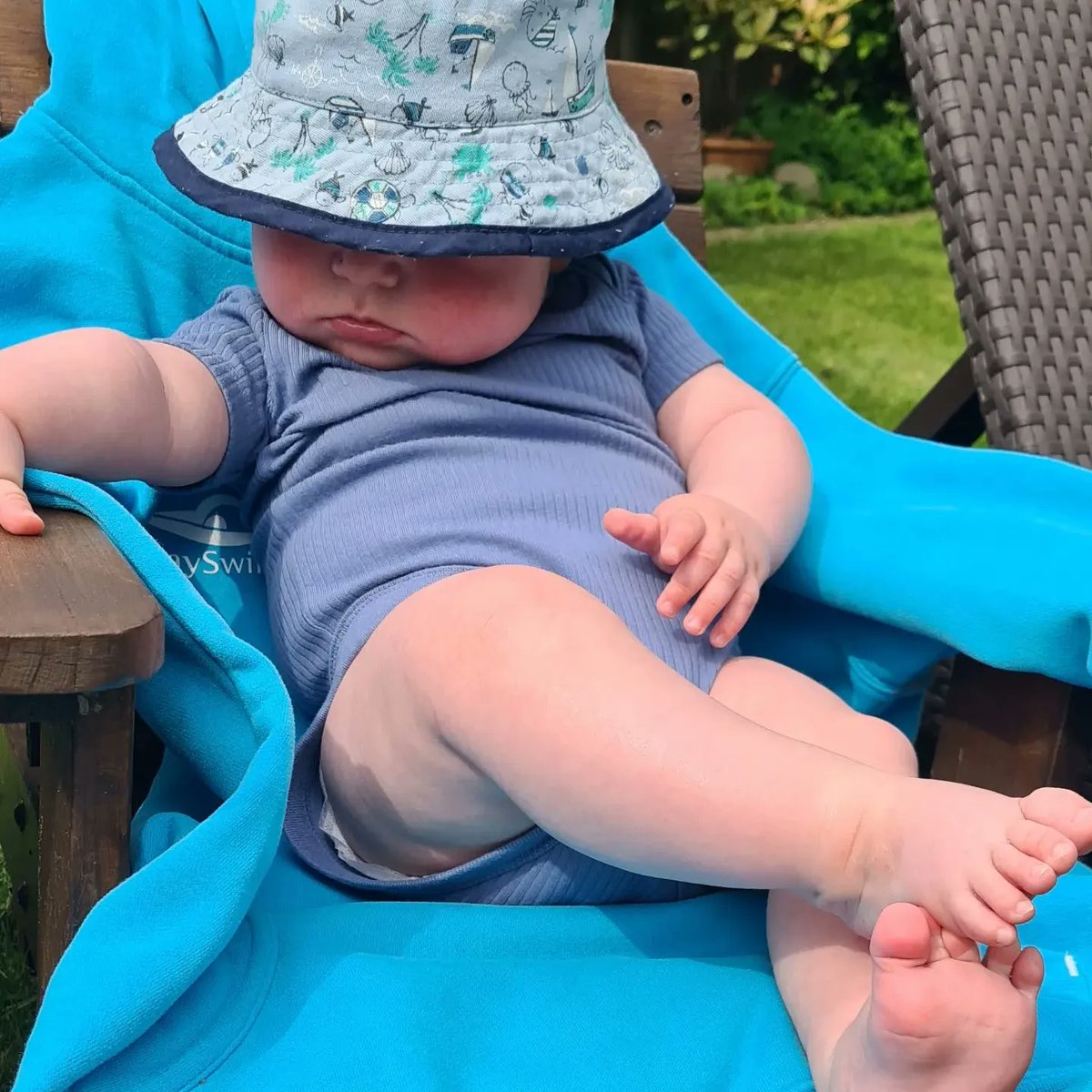 katesbaker's tweet photo. Sunny days 😎 https://t.co/CJ0PPJ3PIh