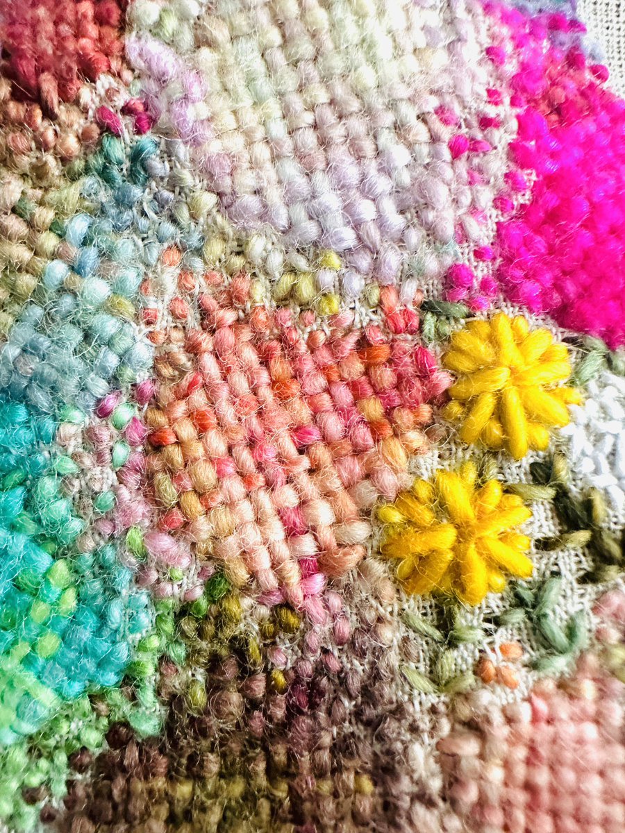 mimstermade's tweet photo. .
印象派風・モザイクダーニング刺繍ʕ•ᴥ•ʔ/
.
なんだか柔らかな印象ʕ•ᴥ•ʔ/♡
.
#ダーニング刺繍　#印象派  #impressionistart #embroidery 
#刺繍 https://t.co/w6JY6zWmaC