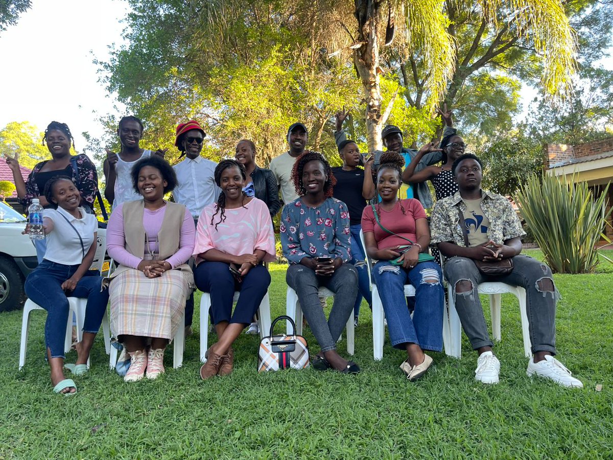 Sunshine Cinema recently hosted a three-day mobile phone filmmaking workshop for 15 young people, aspiring filmmakers and content creators who are being schooled in mobile phone storytelling in Bulawayo, Zimbabwe. 

#Zimbabwe #Impactmedia #mobilefilmmaking #Sunshinecinema