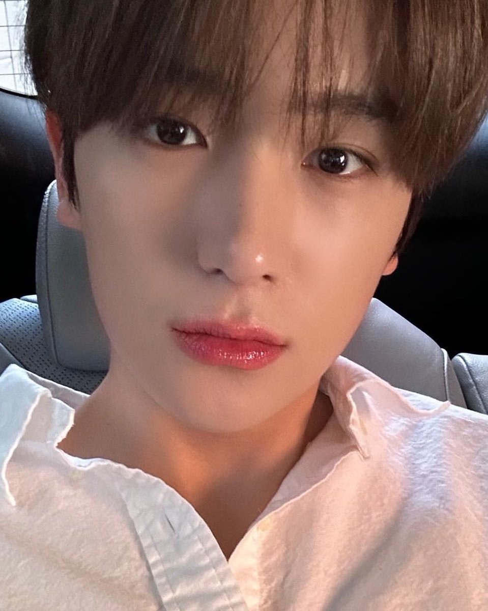 초롱초롱눈 반질반질코입술