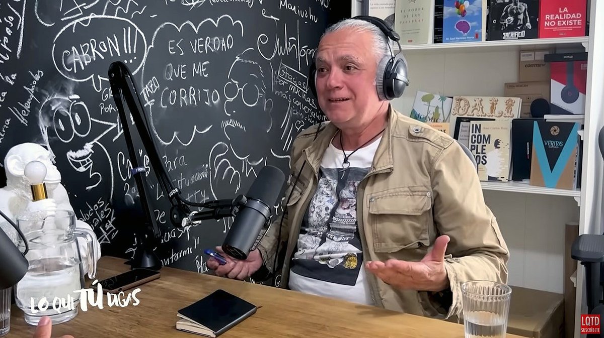✔️<a href="/JuanraLucas/">Juan Ramón Lucas 🐴</a>: “La publicidad no va de vender, sino de emocionar, y el #podcast es ideal en esto"
▶️El periodista de <a href="/miriapods/">Miriapods</a> visita a <a href="/Alex_Fidalgo/">Alex Fidalgo</a> en su podcast <a href="/LQTDradio/">Lo que tú digas</a> 
👉“Todos los días me despierto pensando, ¿qué voy a aprender hoy?”
🔴gorkazumeta.com/2023/05/juan-r…