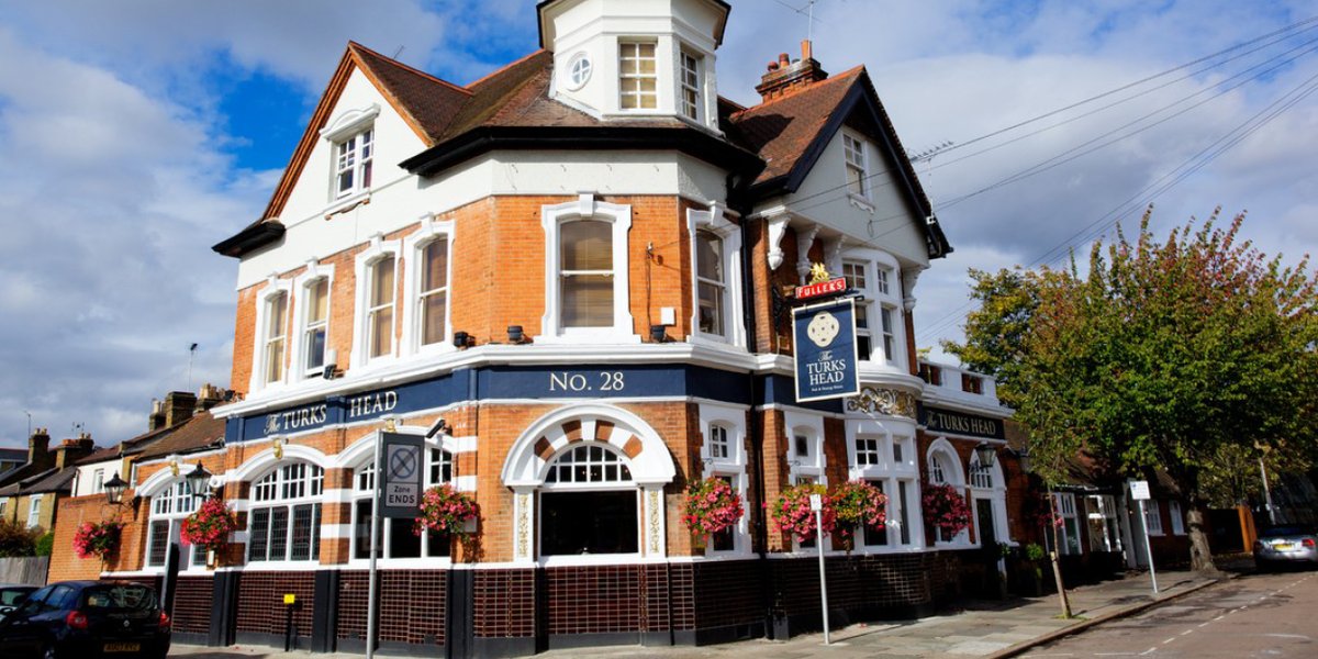 PubandBarMag's tweet image. .@BIIandBIIAB has announced the six finalists for the 2023 Licensee of the Year Award - pubandbar.com/story.php?s=20…