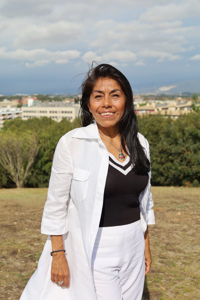 fncsantcugat's tweet photo. Rosa Sánchez ocupa el nº 8 de la llista. Santcugatenca emprenedora, és originària del Perú.
Un dels problemes que creu que s'ha de millorar amb urgència a #SantCugat és la qüestió de la mobilitat. 

#fernandezalaalcalde #eficàcia https://t.co/VU25bdBBCb