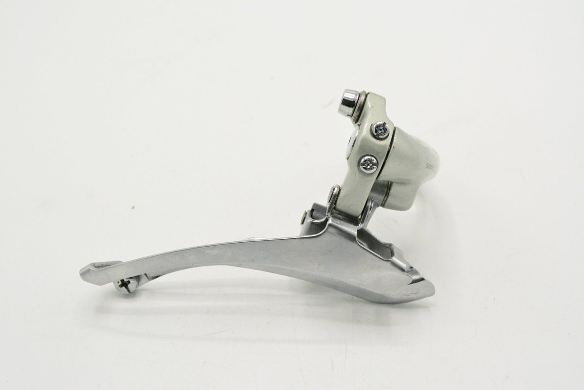 Wir haben ein neues Produkt in unserem Rennrad Shop veröffentlicht. 
Shimano 105 FD-1056 Umwerfer NOS 
Schau es dir an: der-ritzler.de/products/shima….
#rennrad #vintagebikes #velo #racer #racingbike #racebike #cycling #cyclinglife