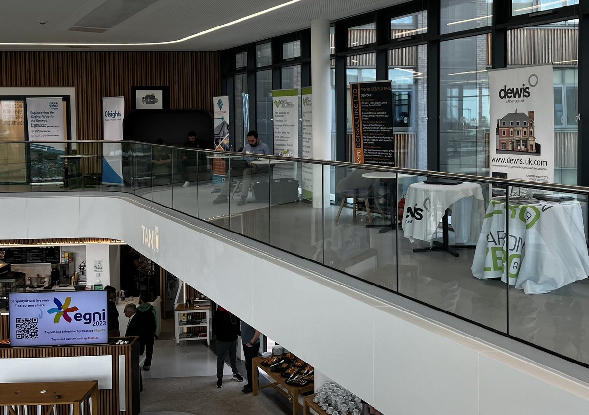 DEWIS architecture tweet media