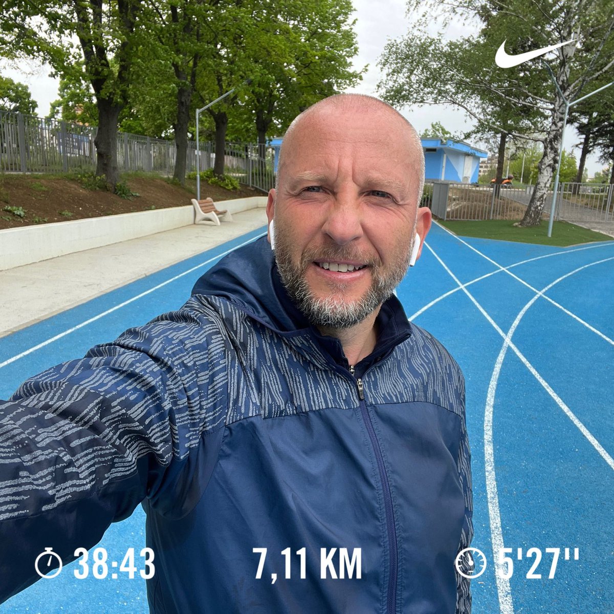 HRISTEV's tweet photo. I know the future’s burnin’ bright #7k #nikerunning https://t.co/VSgRYZqvaN