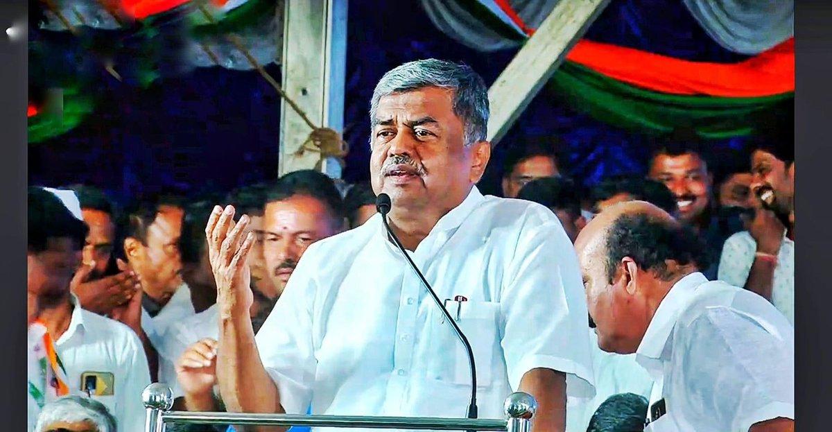 Stephen08014841's tweet photo. Bk hariprasad For Home Minister 

@HariprasadBK2  ✨💥

#Next_Home_minister 
#BKhariprasad
#DCM_BKhariprasad @HariprasadBK2  

@kcvenugopalmp @RahulGandhi @rssurjewala @anvith_kateel https://t.co/1CtHxeMzZp