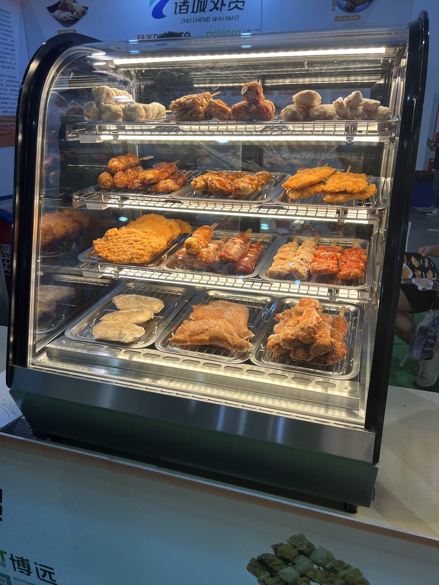 CCEquipments's tweet photo. Food display showcase #fooddisplaycabinet #foodfresh #fooddisplayshowcase #buffetdisplay #foodcoolingdisplayshowcase https://t.co/Ej5O3MUnFX