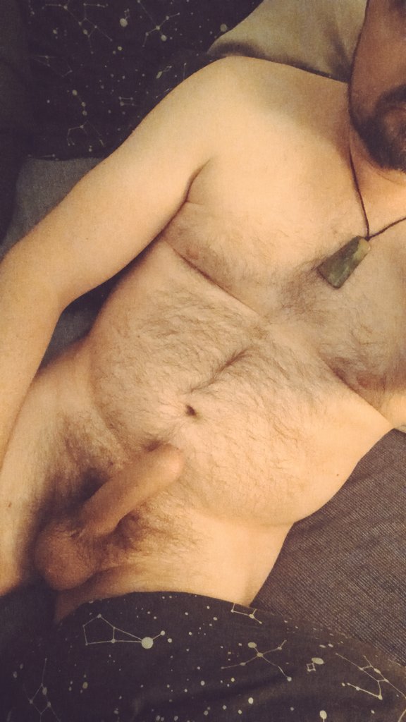 chchguynzfun's tweet photo. #nsfw #winterReady #dadbod #hairybear https://t.co/knxnFPsaGm