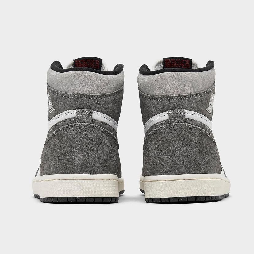 La Jordan 1 "Washed Heritage" se dévoile en photo officielles 🌑

📆 : prévue le 10 juin