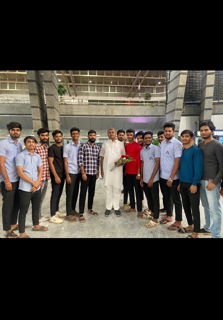 Stephen08014841's tweet photo. Bk hariprasad For Home Minister 

@HariprasadBK2  ✨💥

#Next_Home_minister 
#BKhariprasad
#DCM_BKhariprasad @HariprasadBK2  

@kcvenugopalmp @RahulGandhi @rssurjewala @anvith_kateel https://t.co/fN1TdTkKma