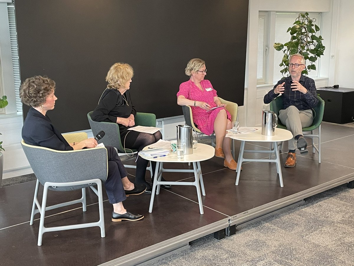 Working w global development without taking a #humanrights approach is simply not possible. That’s why supporting and strengthening  the human rights defenders at high risk is an important part of what we do, says Norad’s <a href="/bardvegar/">Bård Vegar Solhjell</a> in meeting w <a href="/MaryLawlorhrds/">Mary Lawlor UN Special Rapporteur HRDs</a> and <a href="/IngeborgMoa/">Ingeborg Moa</a>