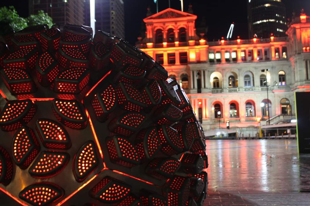 QLDSESVA's tweet photo. As part of National Volunteer Week and leading into National Wear Orange Wednesday (WOW Day) tomorrow, Brisbane celebrates the amazing volunteers of the State Emergency Service by Lighting up the City Orange!

Thank you for everything you do and your service to the community! https://t.co/XUCYhfs8Xn