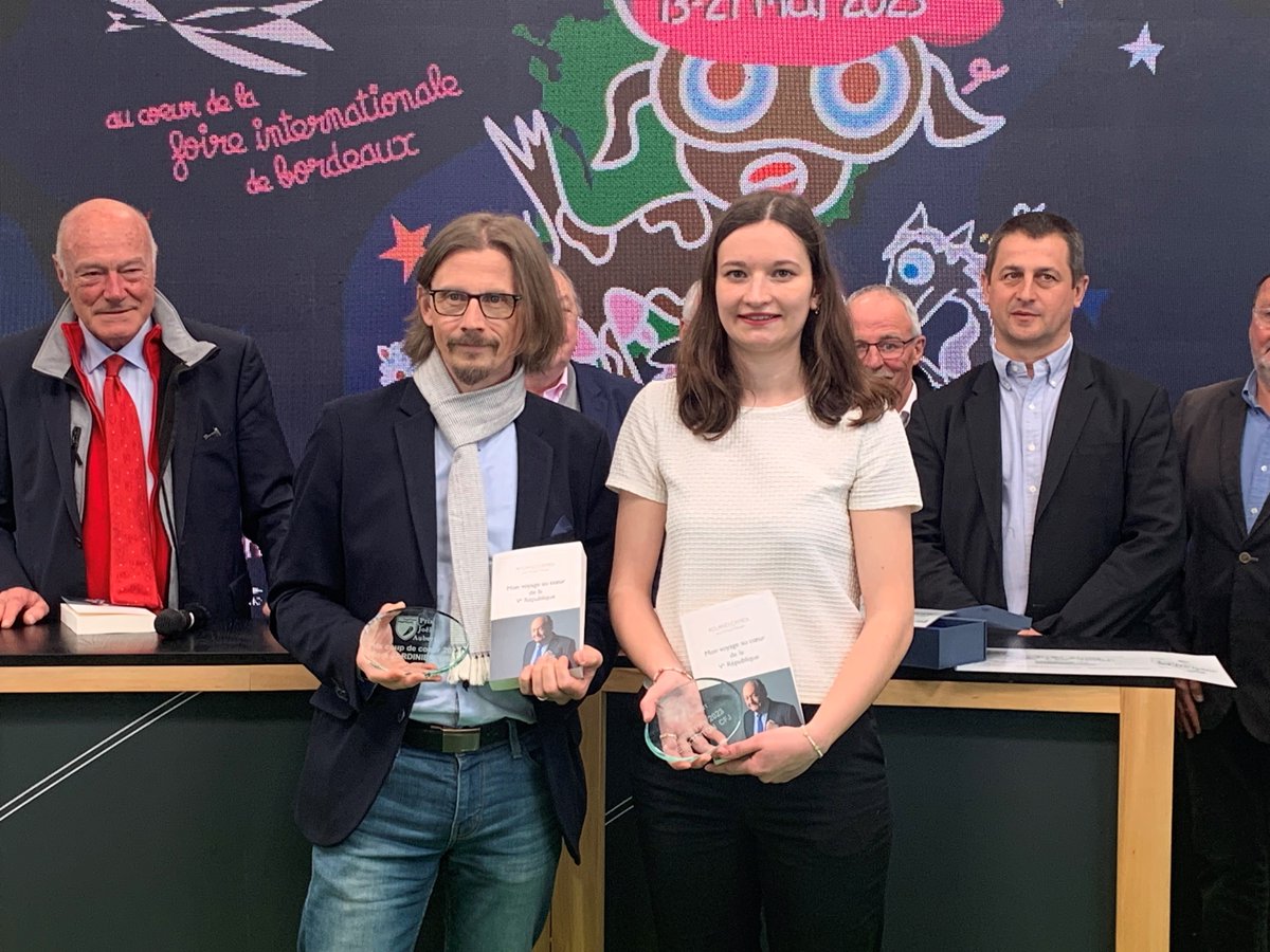 Un grand #BRAVO à notre étudiante @Elsateiton (77e) qui remporte la 1e édition du 𝗽𝗿𝗶𝘅 𝗝𝗼ë𝗹 𝗔𝘂𝗯𝗲𝗿𝘁 (du nom de l'ancien rédacteur en chef de @SudOuest et créateur de @Aquipresse) grâce à un article dédié à l’#agrivoltaisme visible ici : urlz.fr/lSwo