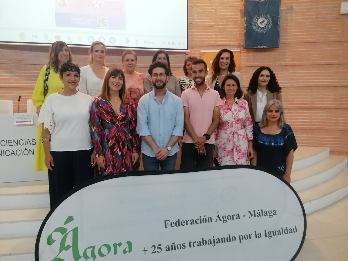 Las instituciones respaldan el II #ForoHombres por la #Igualdad de <a href="/FedAgora/">Federación Ágora</a>+<a href="/ArrabalAID/">Asociación Arrabal-AID</a> en <a href="/ComuniFac/">Fac.ComunicaciónUMA</a> en colaboración de <a href="/MalagaDDSS/">Area DD.SS. Malaga</a> y #PactodeEstado <a href="/DelGobVG/">Delegación del Gob. contra la Violencia de Género</a>. Gracias por el apoyo <a href="/MilagrosLetras/">Milagros León Vegas</a>, Lola Aurioles, Amaya Martínez, <a href="/ruthparticipa/">RUTH SARABIA</a>, <a href="/antoniamorillas/">Toni Morillas</a> y <a href="/RosadelMar1/">Rosa del Mar</a>.