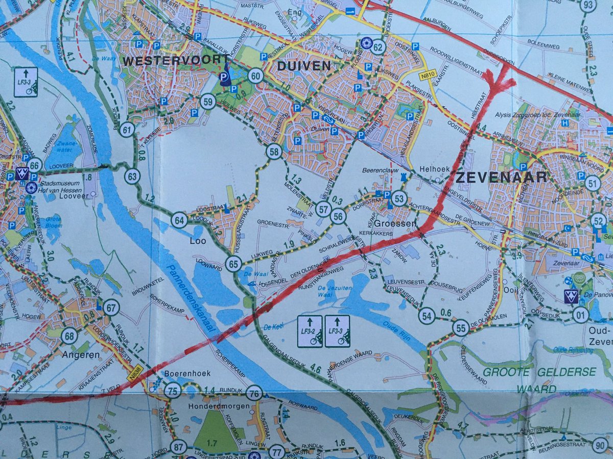 chriszeeven's tweet photo. Op deze plek langs #Groessen bij #Zevenaar komt de doorgetrokken #A15 als het doorgaat, dan valt de #natuur om en anders niet. De minister zoekt stikstof voor het doortrekken. 6 boeren zijn reeds uitgekocht. Het is te gek voor woorden. https://t.co/fAeqIBGkff
