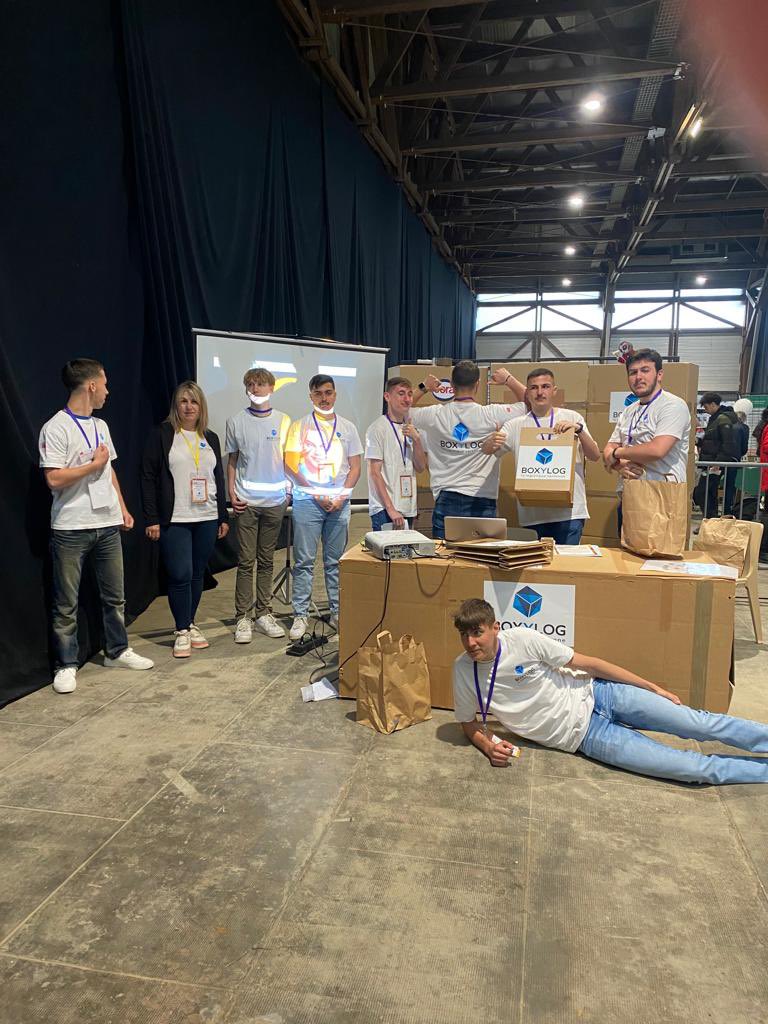 BoxyLog.Verdun tweet media