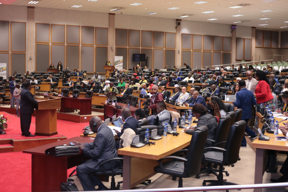 PACJA1's tweet image. Chairperson of Rural Economy, Agriculture, Environment &amp;amp; Natural Resources, Hon Didier Molisho, emphasizes the crucial role of PAP in implementing Climate Change and Policy in Africa's agricultural practices. #PAPClimateSummit #PAPClimateEquity @_AfricanUnion