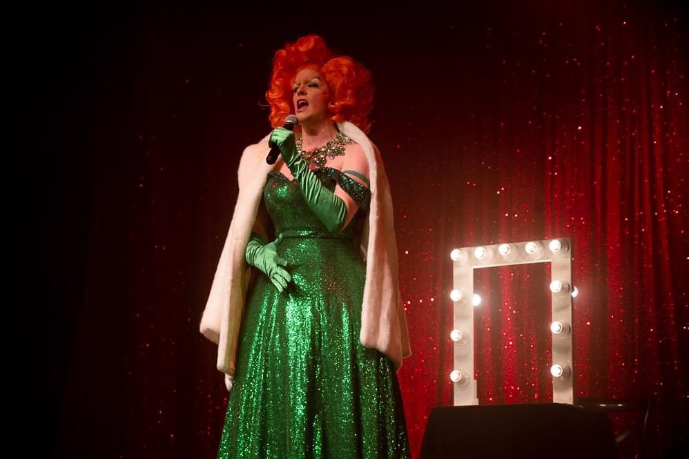 It’s Music Hall and Variety Day 2023! Music Hall and Variety is what started me off on the stage.

Variety can make you laugh at the world around us - no matter what is going on. From comedy to song and panto, its just what we need!

#mhvd2023 #musichallvarietyday
🤩🥸