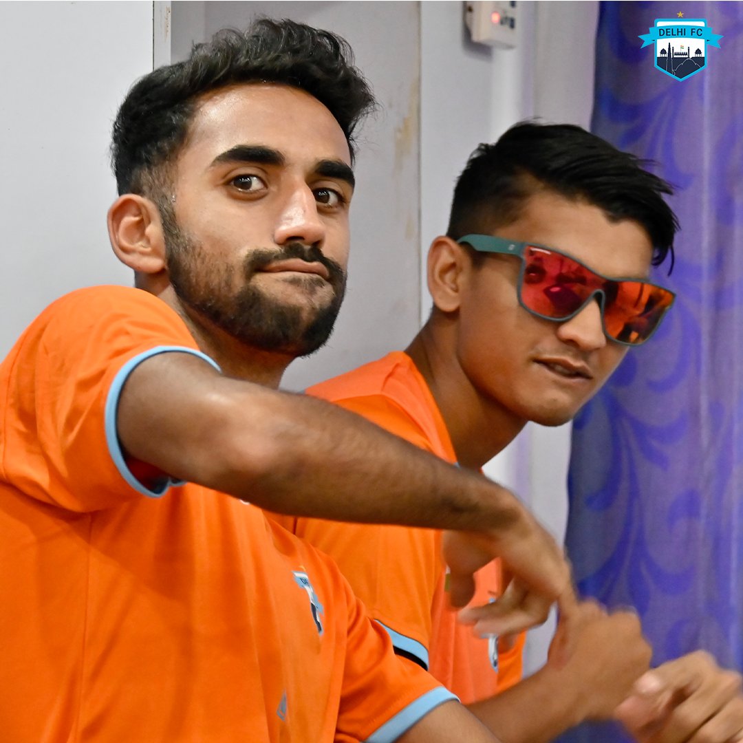 Different 𝐌𝐎𝐎𝐃s in the locker room! 😎😀🙂😟

#DelhiFC #DilmeDilli #Hero2ndDiv #IndianFootball