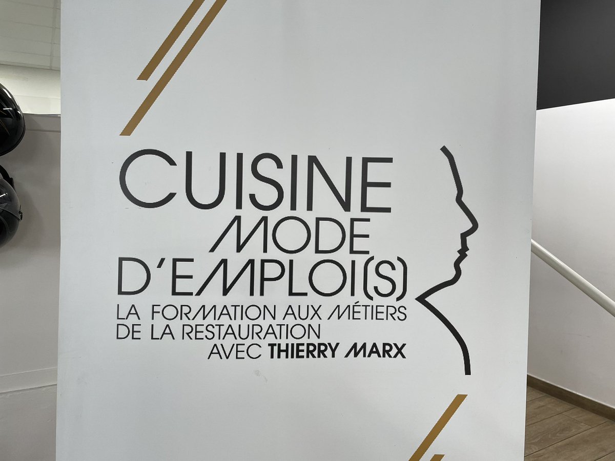 OrangeBFC's tweet photo. Engagé dans l'économie circulaire, nous donnons aujourd'hui notre cuisine professionnelle dont nous n'avons plus l'usage sur un site de Dijon à @CuisineMEmplois qui forme gratuitement les personnes éloignées de l'emploi aux métiers de la restauration en présence de #thierrymarx🤩 https://t.co/CzYMvZNnHO