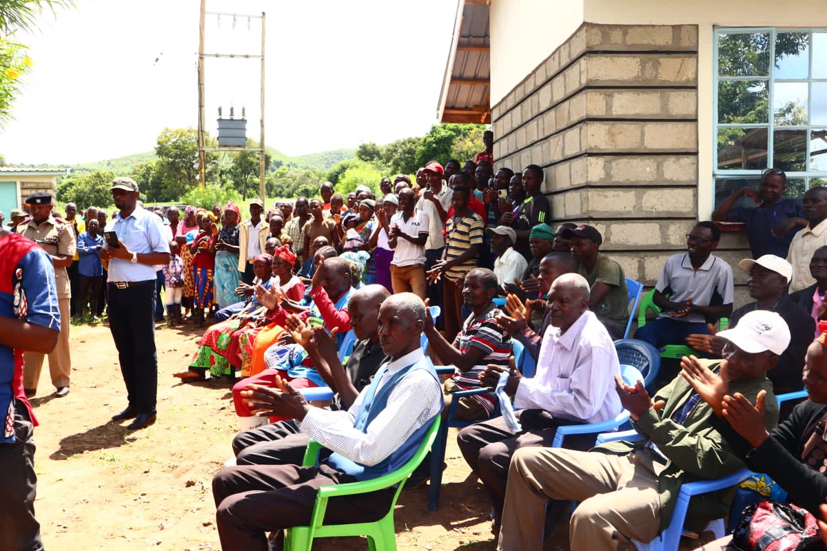 HonSenator_Beth's tweet photo. Article 118 of the Constitution mandates Parliament to facilitate public participation. This means that citizens get  involved in policy-making and implementation of bills and deepens good governance, promotes transparency and fosters accountability. https://t.co/oAaoTMwEFE