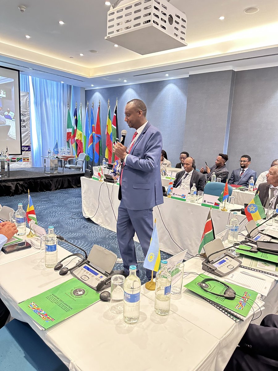 JONAHNJOROGE6's tweet photo. 📣 Thrilled to learn about the game-changing MOSAIC, the Modular Small-Arms-Control Implementation Compendium! 🎯 This comprehensive resource offers practical guidance notes from top experts in small-arms control, providing succinct, operational advice. 💡 https://t.co/0qlG0dAN7Y