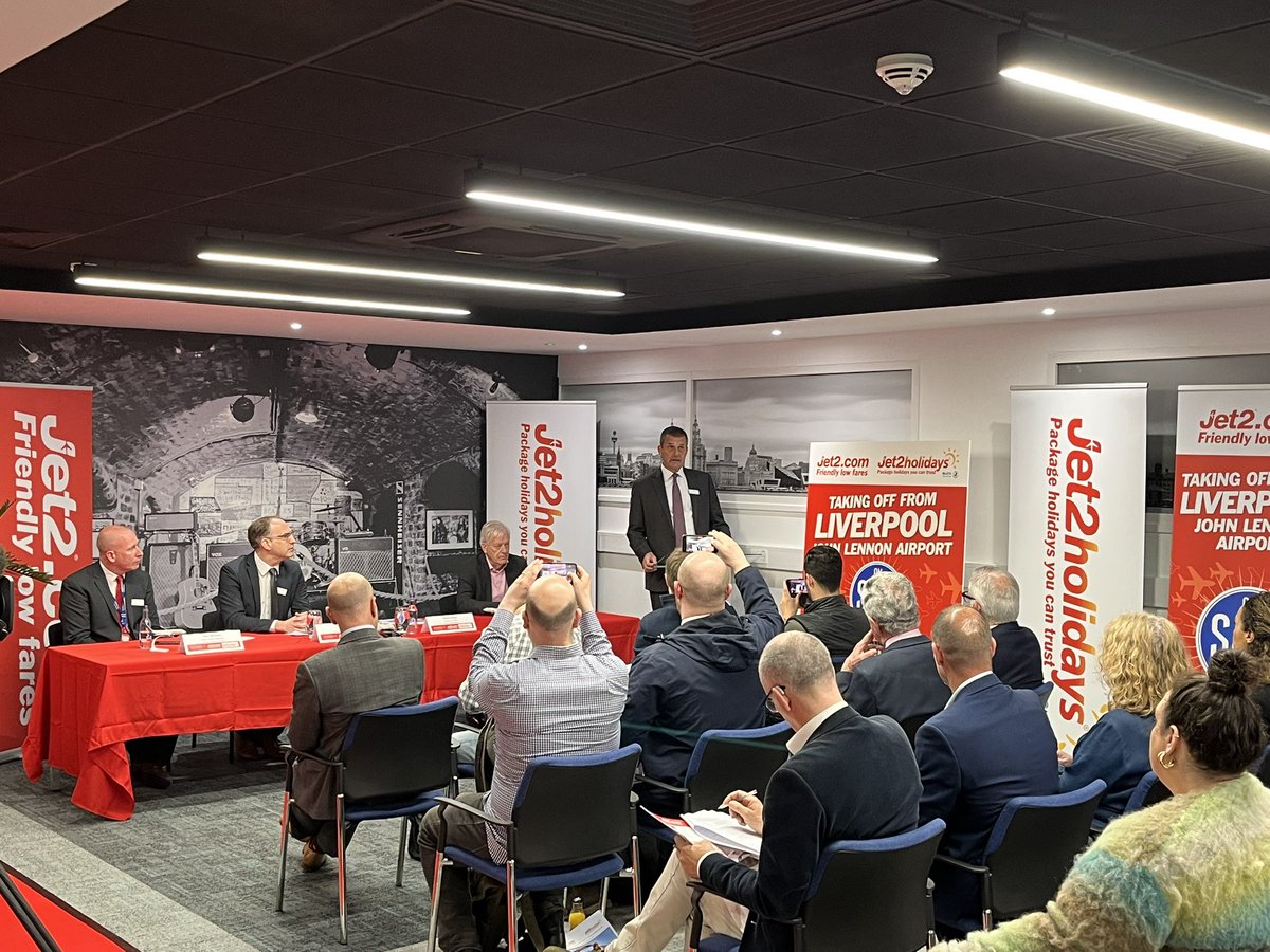 markaperry's tweet image. Great news at @LPL_Airport  with the press conference announcing the launch of Jet2.com flights and holidays taking off in March 2024.