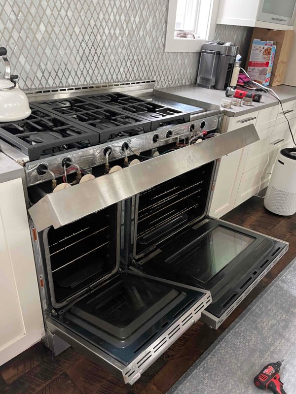 VikingApplPros's tweet photo. Is your oven acting up with error codes or not heating as it should? It's time to address the issue. Our experienced technicians specialize in oven repairs and can restore your appliance's functionality. Call us today to schedule a repair appointment. https://t.co/nPrO0dPjLE