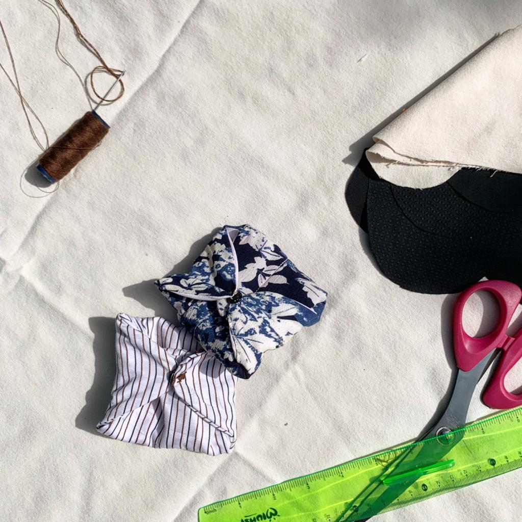 rumilifekit's tweet photo. Making your own reusable sanitary towel is simple and easy. 

Most items are accessible and affordable.

Send us a DM to learn how to make yours!

#reusablesanitarypads #sanitarypads #washablepads #period #periodpoverty #femalehealth #girls #women #abuja #nigeria https://t.co/sf53N8u1F0