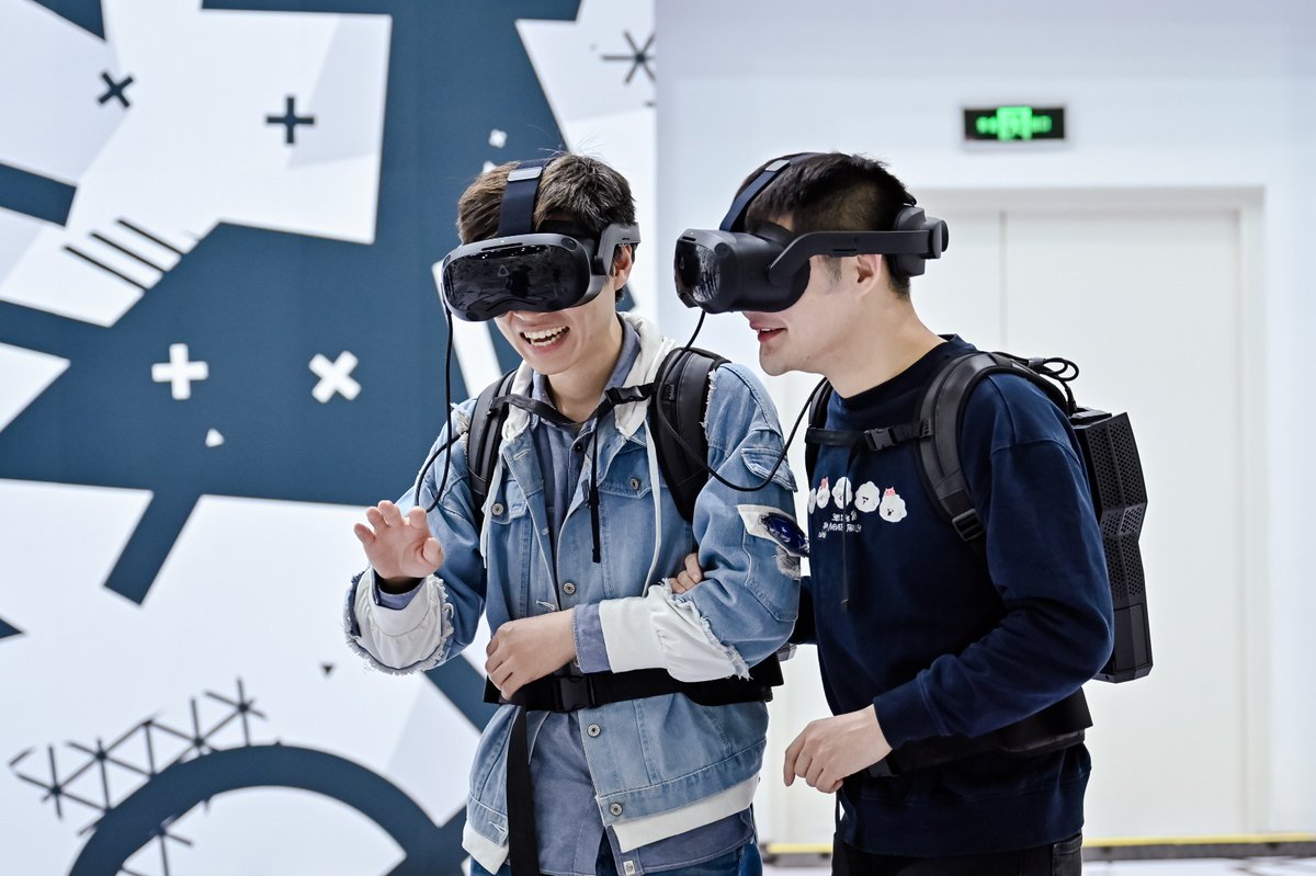 vive_arts's tweet photo. The Horizon of Khufu - Immersive Expedition is open at L3 Event Centre, HKRI Taikoo Hui (Above Starbucks Reserve Roastery Shanghai ) through 27 August.

𓄂 Buy tickets online: https://t.co/qdV6xmuEJ1
𓄂 Learn more about the project: https://t.co/RN0qPjUSO2 https://t.co/e3rxP42tEY