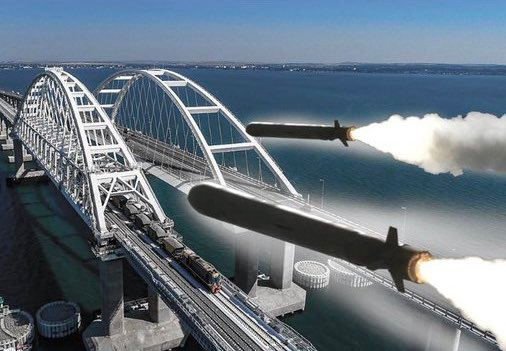 USAS_WW1's tweet photo. Kerch Bridge Sevastopol Black Sea #Crimea Su-35 F-16 #RussiaUkraineWar Vladimir Putin trend. Destroying the Kerch Bridge would be terrific. Can shooting HIMARS + ATACMS, Storm Shadow or SCALP-EG missiles or even using naval drones do the job? https://t.co/nThzD4h60f