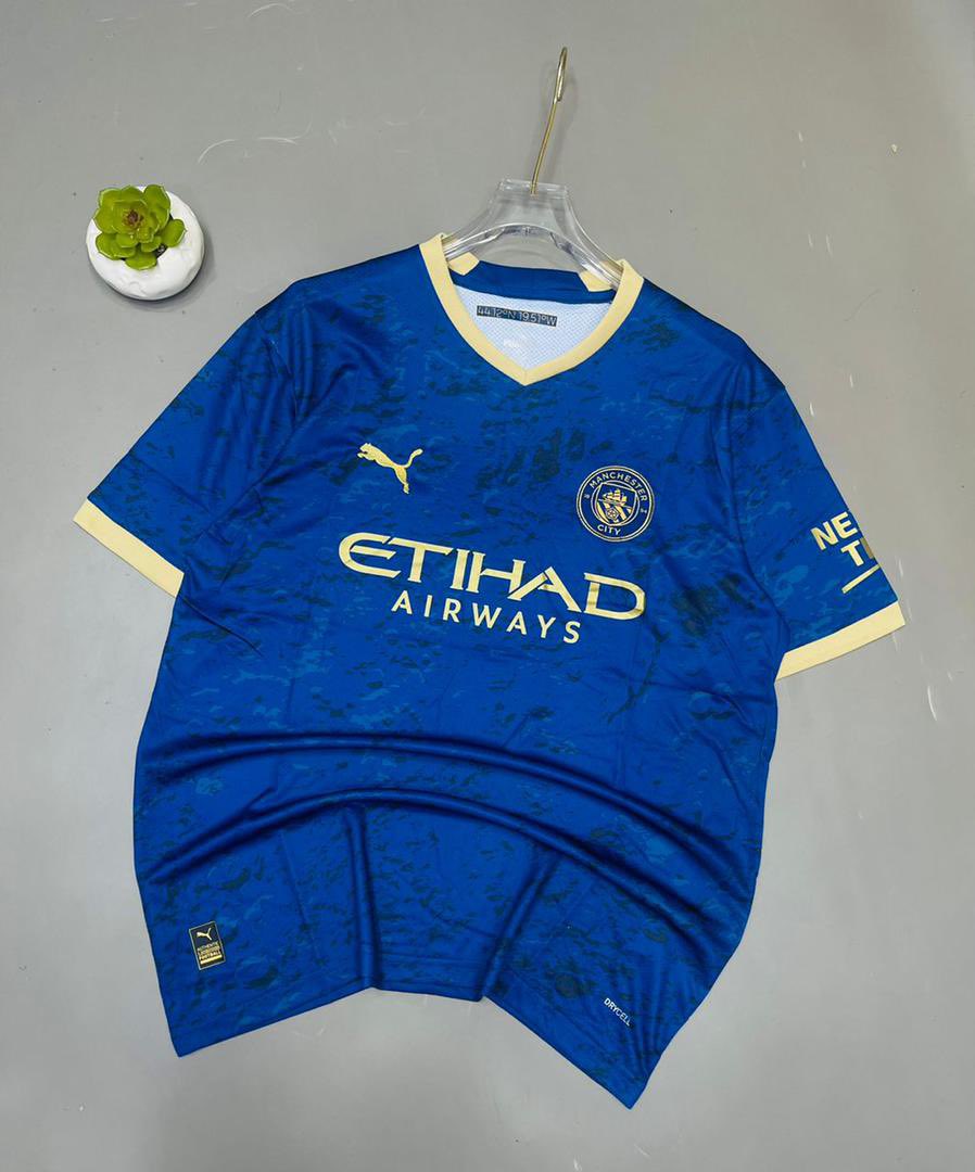 AuthenticJerse3's tweet photo. The New Season Football Jersey 2023/2024 is now available in store

Size; M, L, XL, XXL, XXXL
Location: Lagos(Nationwide Delivery)
Price: N10,000
Call: 09055224456

Help your boy and retweet https://t.co/KzTNr2KYr4